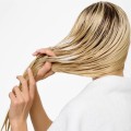Schwarzkopf-BlondMe-Bond-Repair-odzywka-wzmacniajaco-nawilzajacy-wlosy-blond-300mlnazwy1.jpg